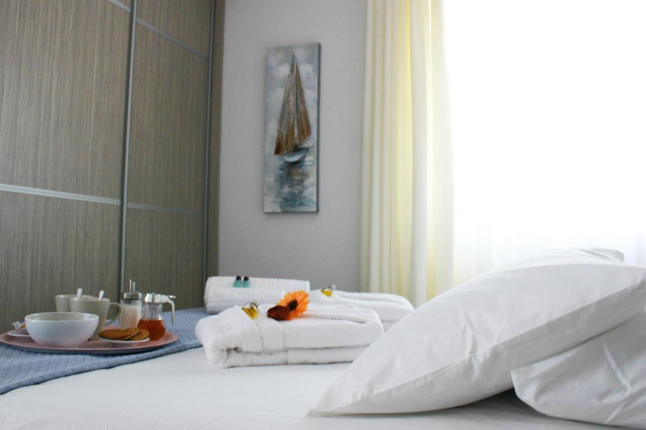 Socrates By Heloni Apartments Athen Exterior foto