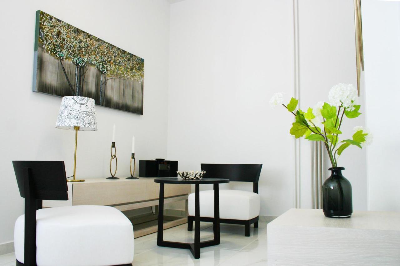 Socrates By Heloni Apartments Athen Exterior foto